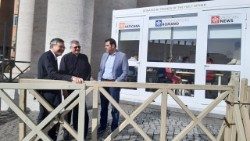 A vatikáni média kihelyezett stúdiója a Szent Péter-téren