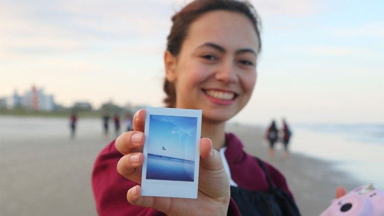 Glendhah Barbosa registrou fotografias de natureza e dos amigos momentos durante a peregrinação que perpassava pela praia. | Foto: Diego Silva Alves/ OR PMBCS