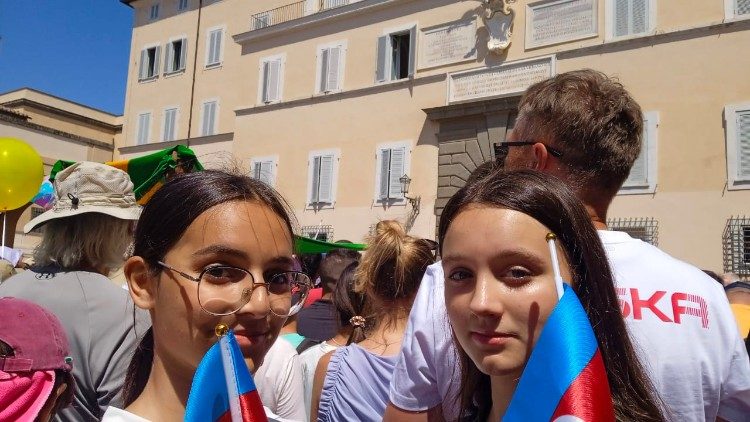 Azərbaycanın gənc katolikləri Kastel Qandolfoda