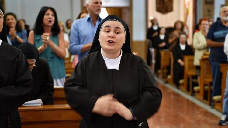 Un'altra immagine di suor Vincenzina