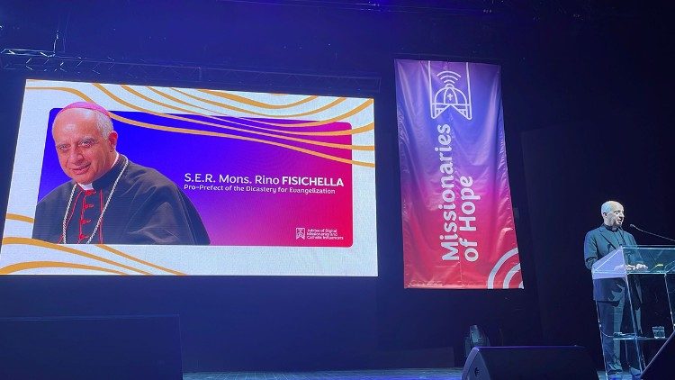 Monsignor Fisichella, pro-prefetto del Dicastero per l’Evangelizzazione, presso l'Auditorium Conciliazione