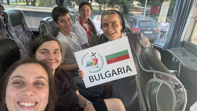 Младежите поклонници от Никополската епархия