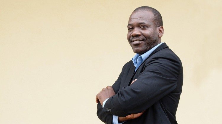 Frei Júlio Candeeiro OP, Diretor do Mosaiko-Instituto para a Cidadania