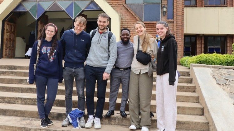 Mary's Meals Youth ambassadors in Malawi