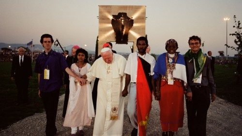 Szent II. János Pál pápa 2000-ben az Ifjúsági Világtalálkozón Rómában 