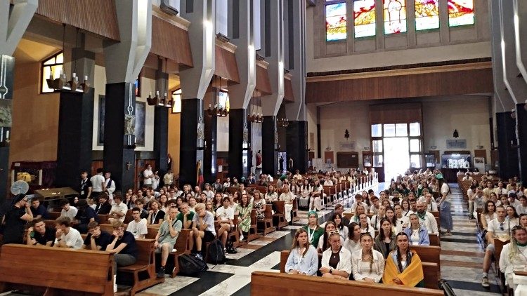 Lietuvių jaunimas Romos Šv. Antano bažnyčioje