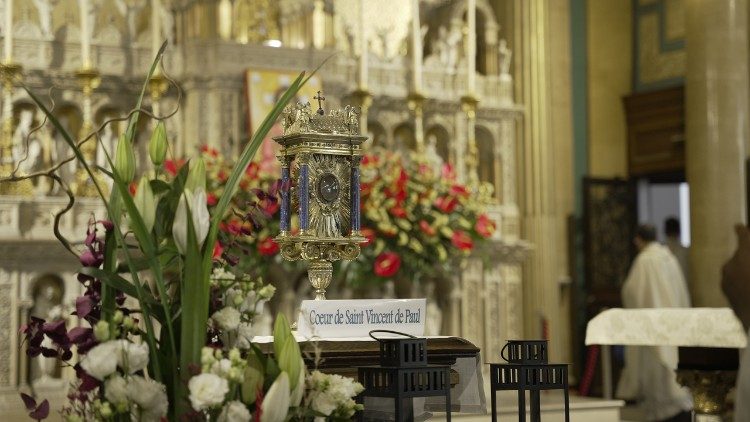 O relicário com o coração de São Vicente de Paulo