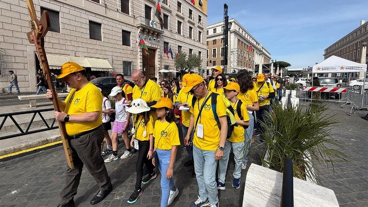 Il pellegrinaggio dell'associazione Meter