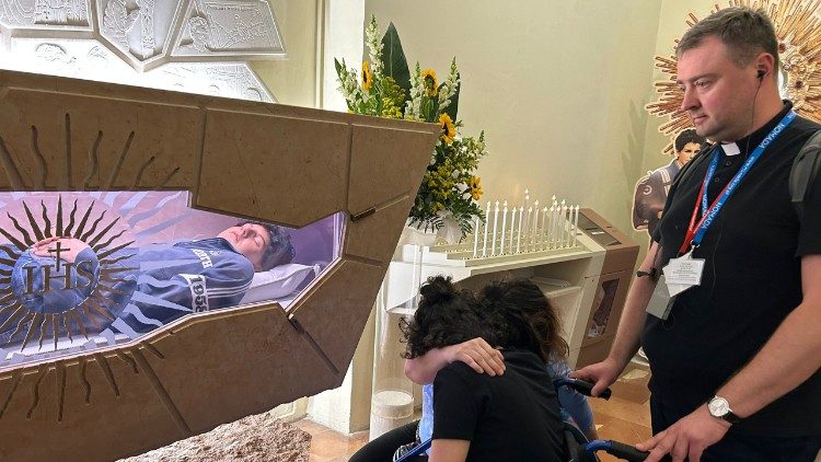 Wizyta w Asyżu przy grobie bł. Carlo Acutisa