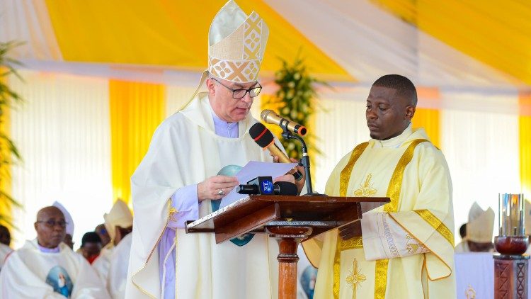 Askofu mkuu Angelo Accattino Balozi wa Vatican Nchini Tanzania. 