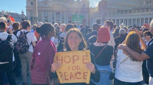 Wir haben einen Papst: Kirchliche Reaktionen