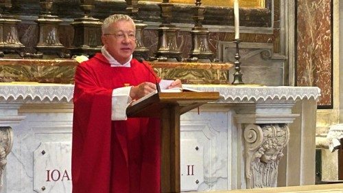 Polacy podczas czwartkowej Mszy modlili się za Ojczyznę i wybór papieża