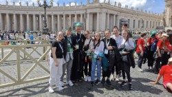 Юношите поклоници от Никополската епархия