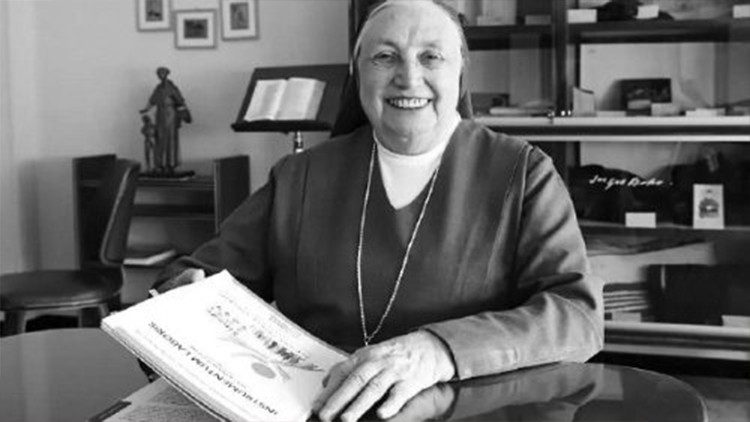 Soeur Yvonne Reungoat, membre du dicastère pour les Évêques.