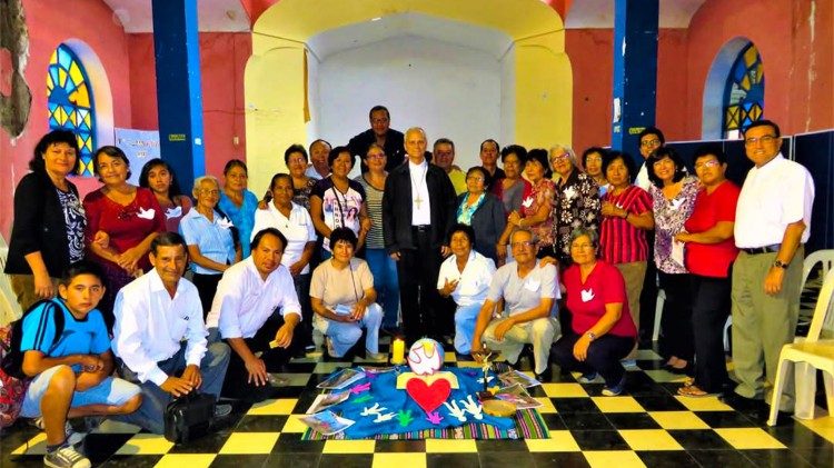 Im Juli 2017 hat Bischof  Prevost ein Projekt für die Evangelisierung und Erneuerung in Patapo angestoßen - Diözese Chiclayo/Peru (Foto César Piscoya).