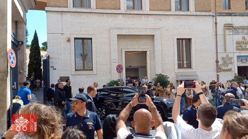 La alegría de los agustinos por la visita del Papa a su Curia General