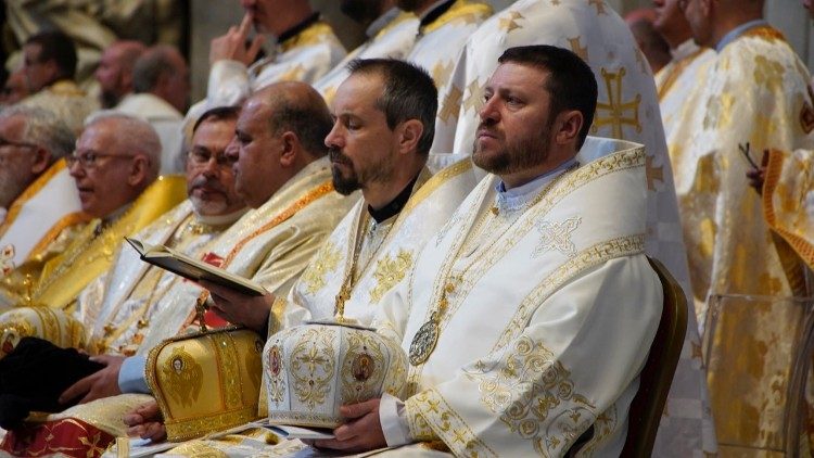 Il cardinale Mykola Byčok alla Divina Liturgia in rito bizantino