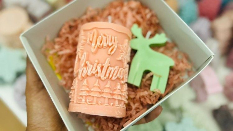 One of the candles produced from recycled wax