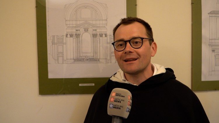 Fr. Robert Mehlhart, OP is the Dominican teaching people how to sing with Pope Leo XIV