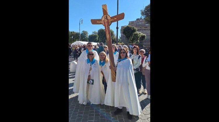 I fedeli partecipano al Giubileo delle Confraternite