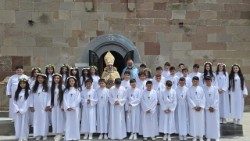 Հեշտիայում առաջին Սուրբ Հաղորդութիւնը 34 մանուկներուն