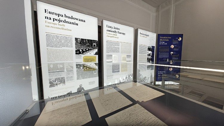 Polski Senat: zaprezentowano rękopis listu biskupów polskich do biskupów niemieckich (Tomasz Zielenkiewicz)