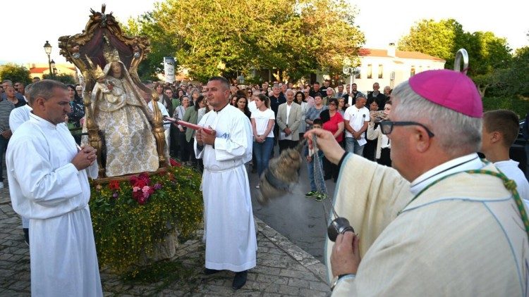 Čašćenje Gospe od Zečeva