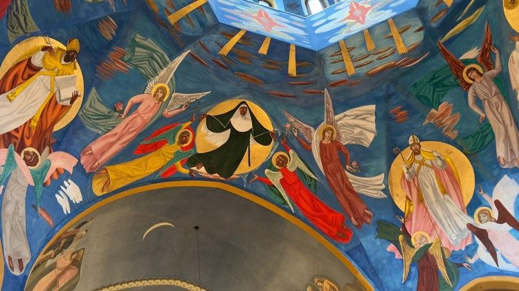 Santa Rita dipinta nella volta della basilica a lei dedicata a Cascia