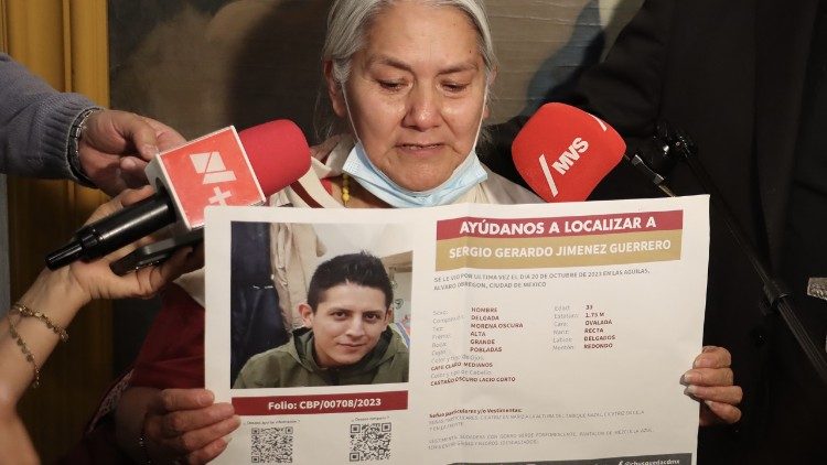 Una delle madri che denunciano la scomparsa dei propri cari