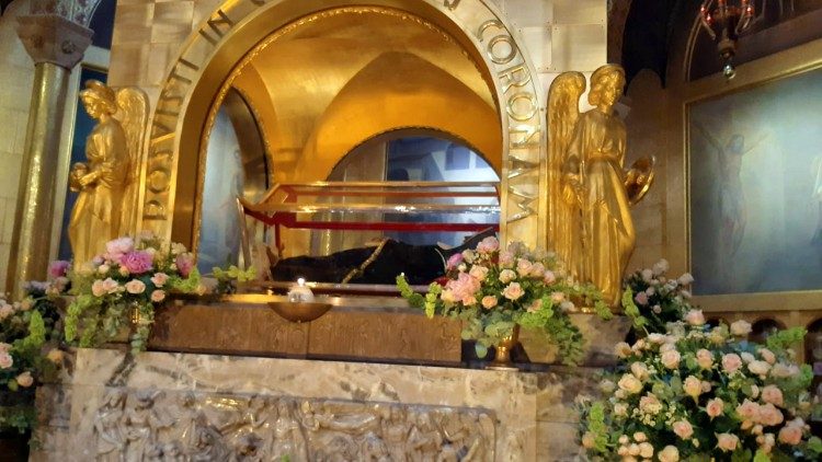 L'urna con le spoglie di Santa Rita