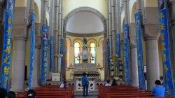 Basilica de la Virgen de Sheihan en China 