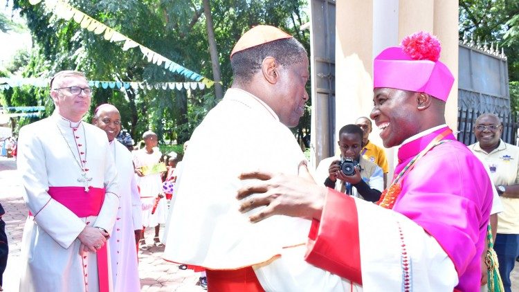 Kardinali Rugambwa anamshukuru Mungu kwa zawadi ya Askofu Msaidizi