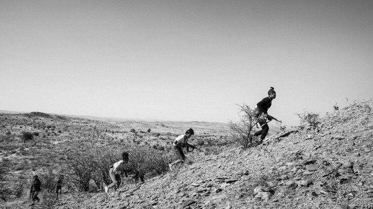 Soldatesse tigrine in azione sul fronte eritreo, Tigray aprile 2024