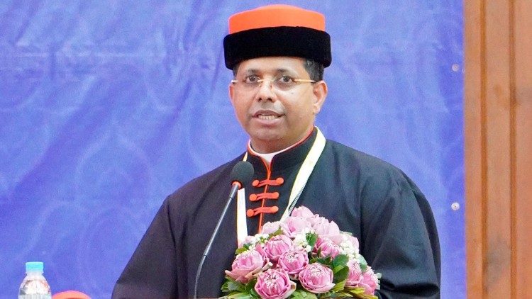 2025.05.27 CARD. KOOVAKAD in Cambogia per colloquio buddisti