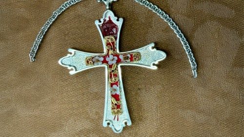 Papst Leo XIV. trägt ein besonderes Brustkreuz