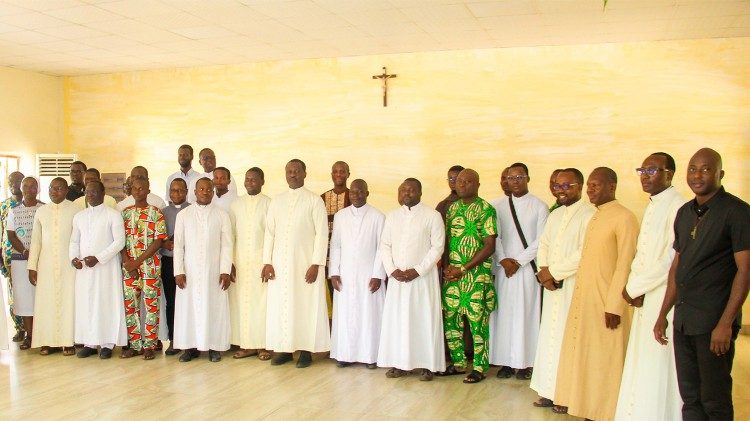 Les participants à la formation des agents pastoraux de Cotonou et de Porto-Novo au Bénin.