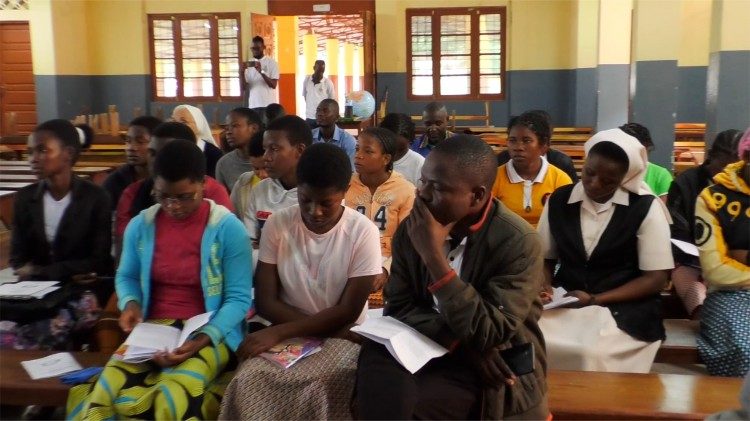 Participantes no encontro organizado pela Arquidiocese de Nampula por ocasião dos 10 anos da Laudato Si 