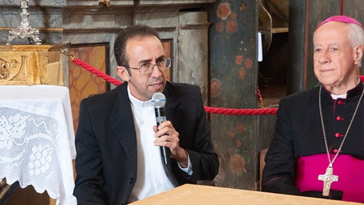 Padre Edvaldo e Dom Gil