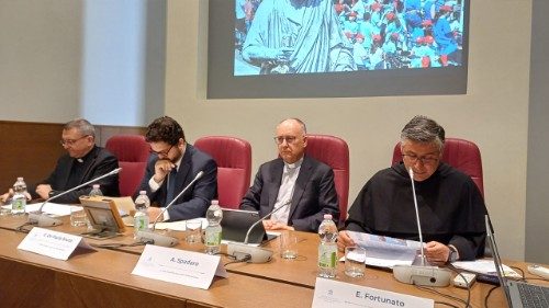 Día Mundial de los Niños: La Iglesia debe liderar la "revolución de la ternura"