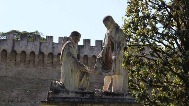 Juan Diego z wizerunkiem Matki Bożej z Guadalupe