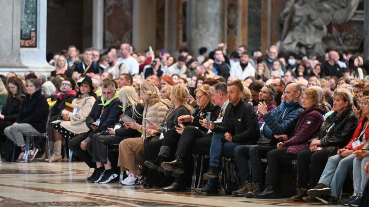 Lietuviai piligrimai Šv. Petro bazilikoje (Aistės Karpytės nuotrauka)