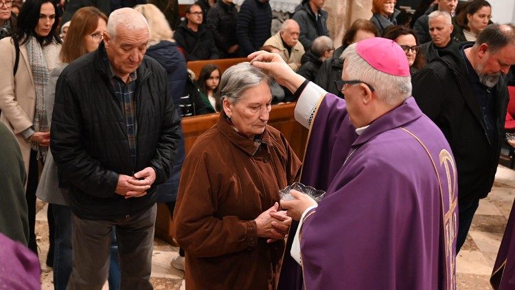 Pepelnica u katedrali sv. Stošije u Zadru (Foto: Ines Grbić)
