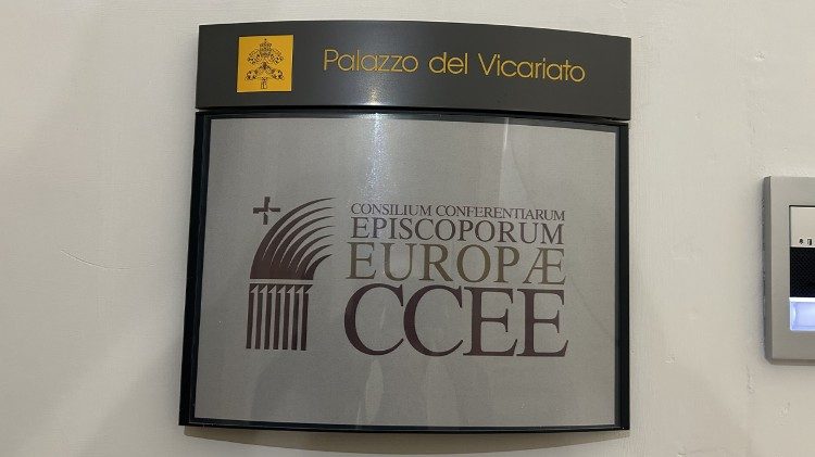 Einfach klingeln: Eingang zum CCEE-B&uuml;ro