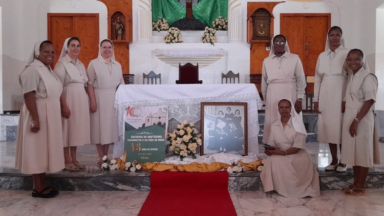 Irmãs da Congregação das Escravas da Eucaristia 