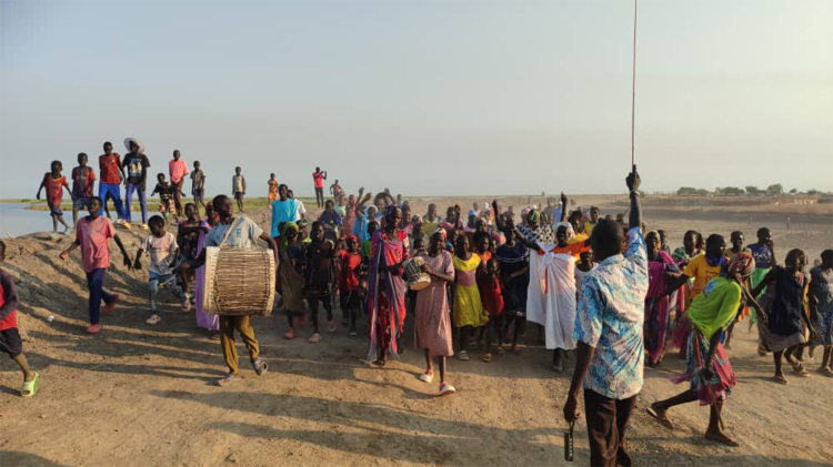 Anlaufstellen können Jugendliche vor der Kriminalität bewahren (Symbolbild)