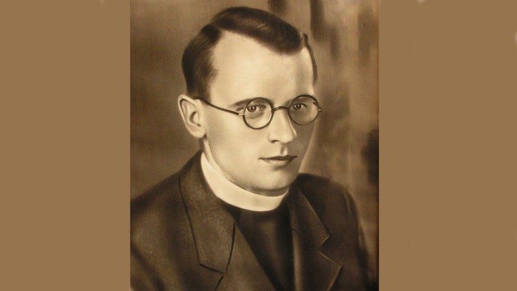 Zaraz po śmierci ks. Pawła Kontnego zaczęto mówić o nim, jak o męczenniku