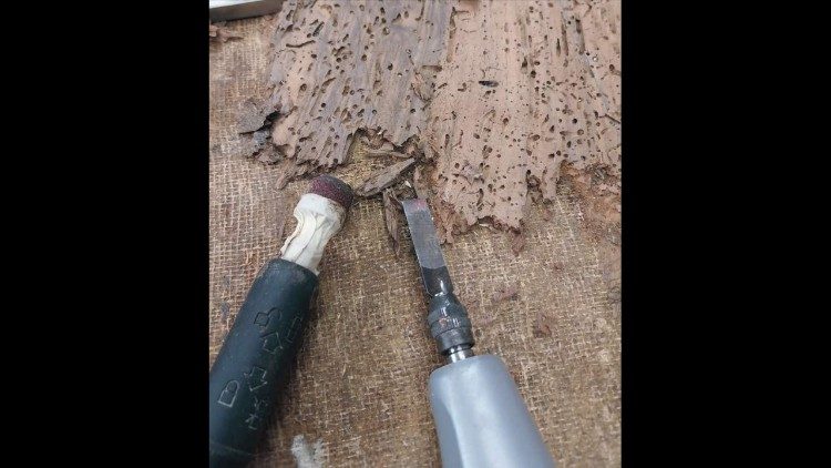 Ein Schritt der Restaurierungsarbeiten