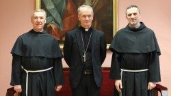 Nadbiskup Kutleša primio generalnog asistenta Reda franjevaca konventualca fra Igora Salmiča