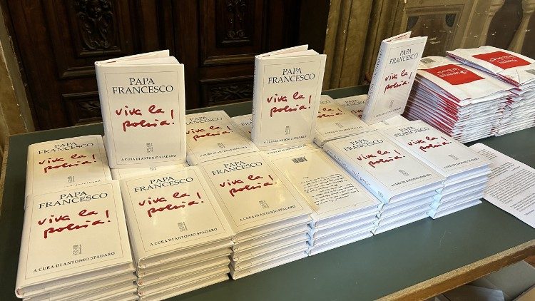 2025.03.22 Foto presentazione "Viva la Poesia!"