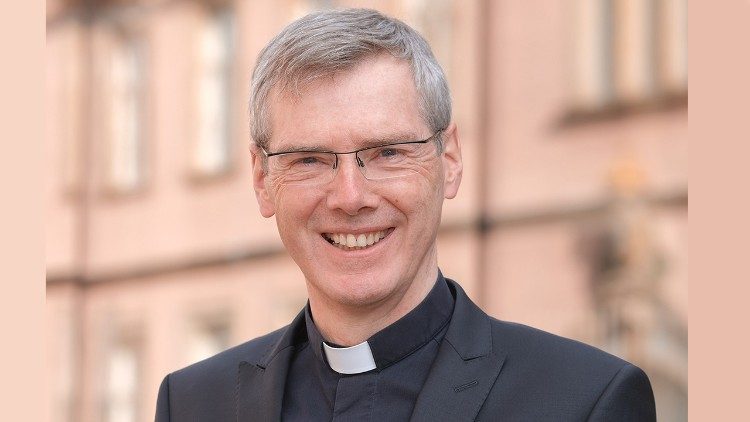 Bischof Heiner Wilmer,  Vorsitzender der Bischöflichen Arbeitsgruppe Europa der Deutschen Bischofskonferenz